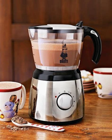 Stay warm with this hot chocolate pot - CNET