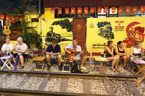 Hanoi Train Street - Doorstep Railway at Old Quarter Hanoi - Day Tours in Hanoi