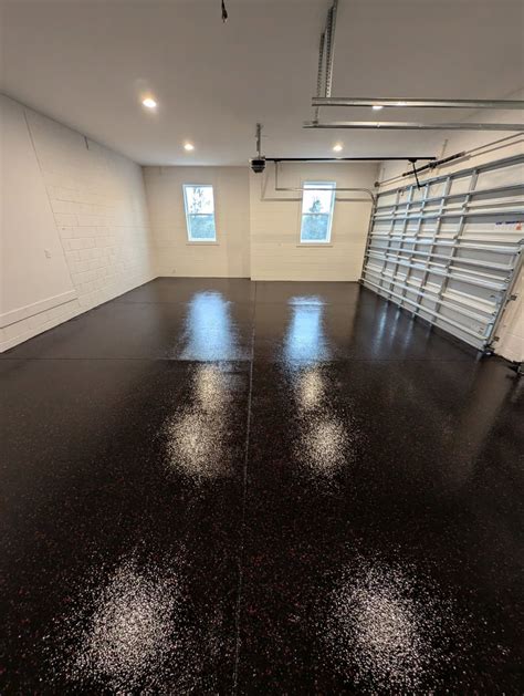 Groveland's Stunning Custom Epoxy Garage Floors | Optimal Floor Coatings