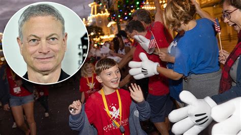 Gary Sinise Foundation hosts largest gathering of Gold Star families at ...