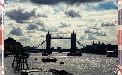 Create a Vintage London Postcard Design - Design Cuts