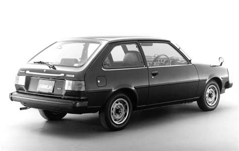 Mazda Familia рестайлинг 1979 1980 хэтчбек 3 дв 4 поколение Fa4