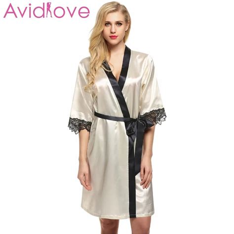 Avidlove Silk Satin Women Bridesmaid Robe Bathrobe Medium Sleeve Robe