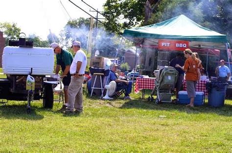 Pit Smoked Bbq Restaurant 10722 Parkgate Dr Nokesville Va 20181 Usa