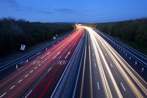 Infrastrutture Connesse Rilevamento Del Traffico E Guida Automatica