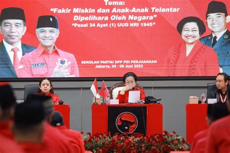 Berita Foto Momen Megawati Menangis Saat Mengenang Taufiq Kiemas