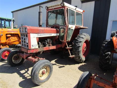 Sold 1608 333 666 Ih 666 Gas Tractor Cab Fast Hitch Dual Hyd