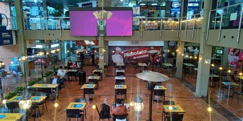 Plazoleta De Comidas En El Centro De Alta Tecnología Centro De Alta