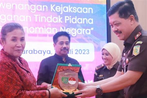 Kejati Jatim Gelar Seminar Optimalisasi Tindak Pidana Yang Merugikan