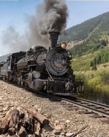 Durango Railroad & Museum - Go Wandering