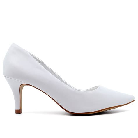 Scarpin Branco Bico Fino Couro Branco