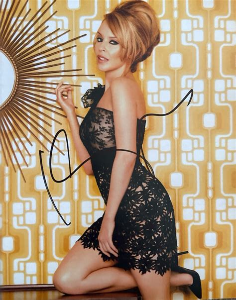 Kylie Minogue 7 – Screenstar Autographs