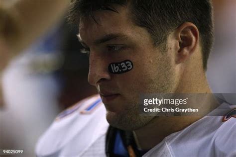 Halftime Locker Room Photos And Premium High Res Pictures Getty Images