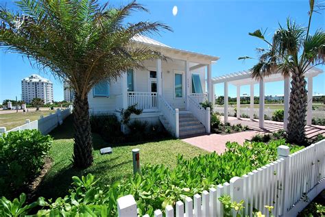 RedAwning - Coastal Cottage - South Padre Island, TX, Beach Houses ...