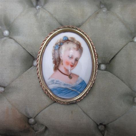 Broche ancienne Française porcelaine de Limoges for Gem