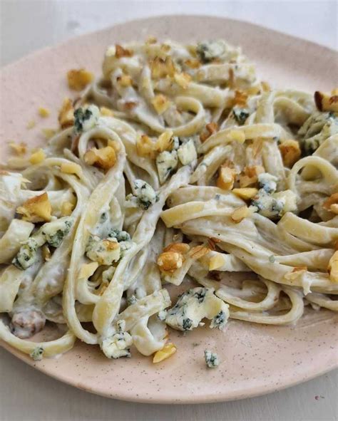 Blue Cheese Pasta With Walnuts Ana Recipes