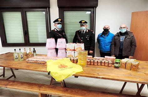 I Carabinieri Di Arzachena Donano Derrate Alimentari Alla Caritas