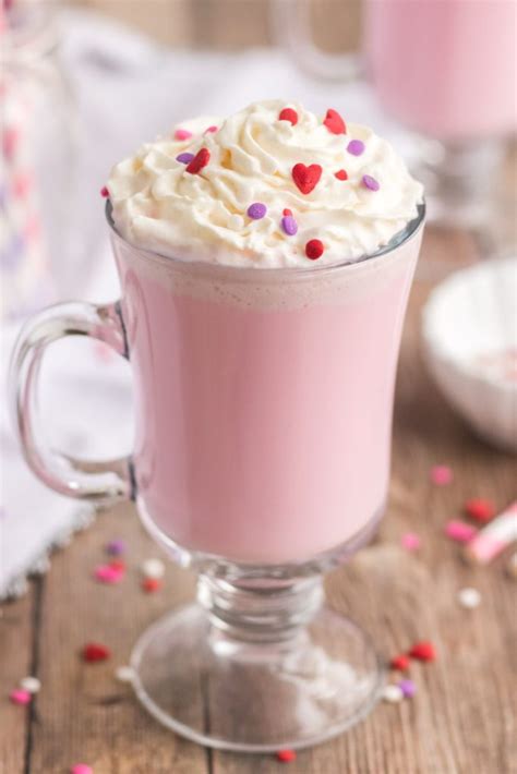 Super Simple Pink Hot Chocolate Ready To Drink In Minutes