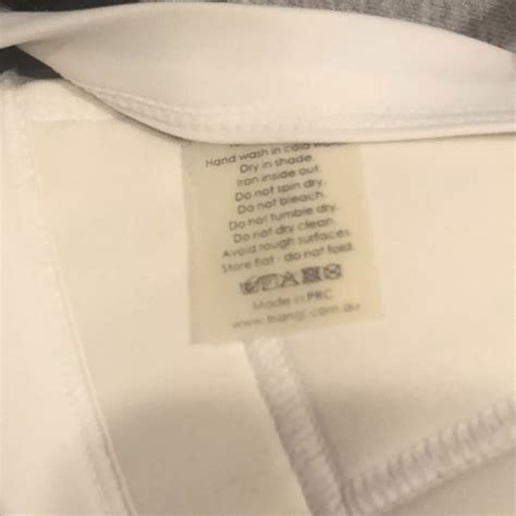 Triangl Swimwear Swim Show Off Your Tan Nwt Triangl Gigi Bikini Neoprene Crochet Bikini Top