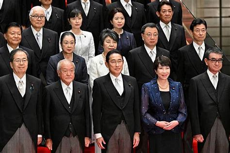 共同社民調 日相岸田內閣支持率創新低 路透社 Line Today