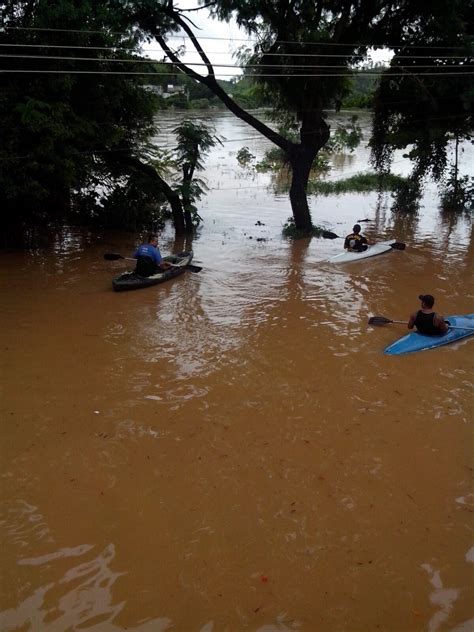 Fotos Veja Os Transtornos Causados Pela Chuva No Sul Do Rj Fotos Em