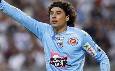 Recuerda Ligue Actuaci N R Cord De Guillermo Ochoa Con Ajaccio