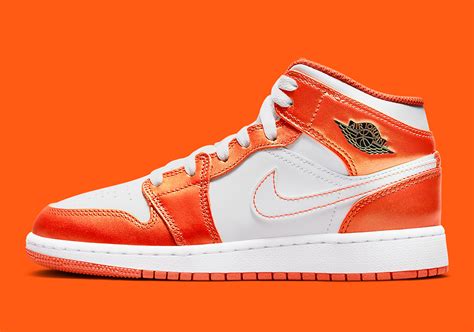 Air Jordan 1 Mid Metallic Orange Dm4228 800