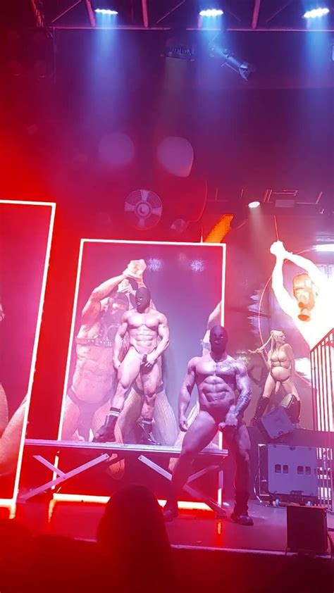 NAKED DANCERS CIRCUIT FESTIVAL ThisVid Türkçe