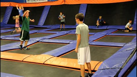 Skyzone Trampoline Park Youtube