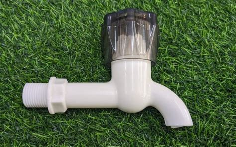 Aqua Pvc Short Body Tap For To Supply Water Number Of Handles One At