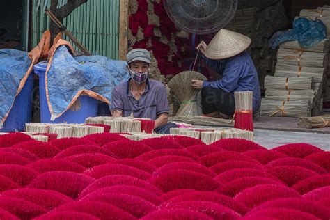 Traditional incense village of Ha Noi