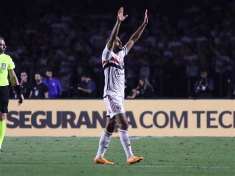 Quero disputar a 1ª Libertadores Lucas anima São Paulo mas tem um