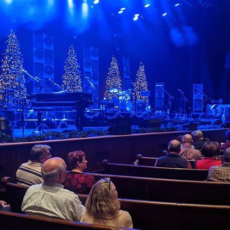 Rodney Crowell @ the Amy Grant-Vince Gill Christmas concert | Christmas ...