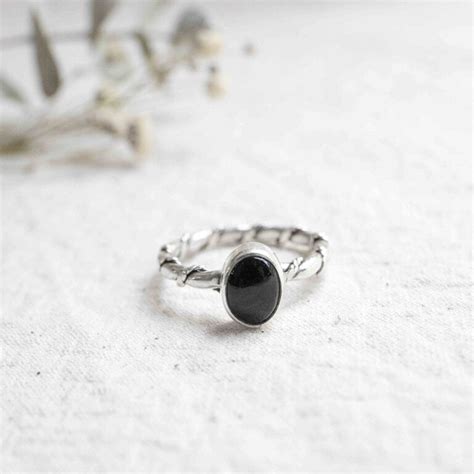 Bague Tourmaline Noire Torsade Pierres D Ailleurs