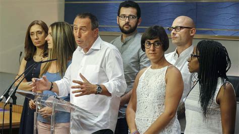 La Mesa del Congrés rebutja concedir a la coalició A la valenciana el