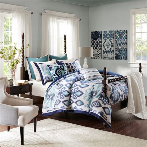 Everything Coastal: Sea Glass Inspired Bedroom Style