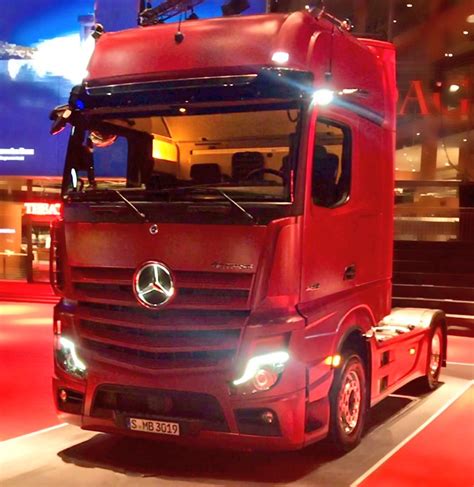 Mercedes Benz Trucks Mercedestruckuk On Twitter Mercedes Benz