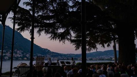 Alba Al Grumello Musica E Danza Al Sorgere Del Sole Ciaocomo