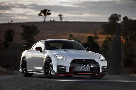 2017 Nissan Gt R Nismo Hits Australian Shores