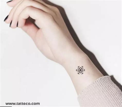 The Cutest Snowflake Tattoo Ideas and Their Meaning - TopTatts