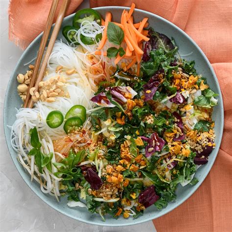 Vermicelli Noodle Bowl With Thai Chili Mango Salad Recipe Taylor Farms