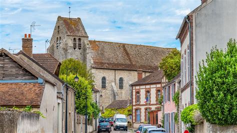 Eglise Notre Dame Et Saint Laurent Office De Tourisme G Tinais Val De