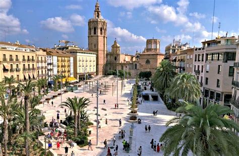 Plaza De La Reina Valencia Imprescindible Visitar En El Centro