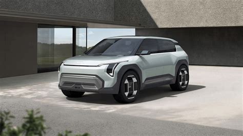 Kia EV3 Electric SUV Debuts Globally With 600 KM Range