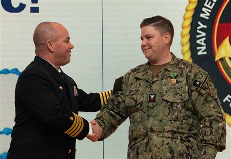 Nmtsc Sailor Provides Life Saving First Aid United States Navy News