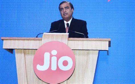 Reliance Agm Mukesh Ambani Announces Succession Plan Anant