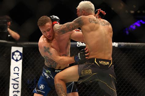 Charles Oliveira Def Justin Gaethje At UFC 274 Best Photos