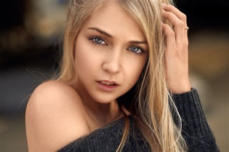 Wallpaper Women Blonde Face Portrait 2048x1365 Motta123