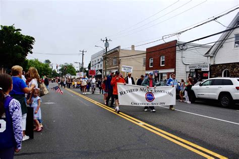 Photos Old Greenwich Celebrates Memorial Day With Heartfelt Parade