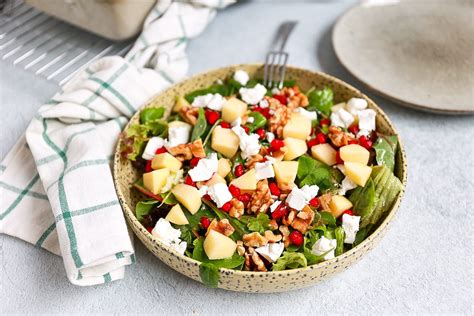 Salade Met Geitenkaas Walnoten En Honing Lekker En Simpel